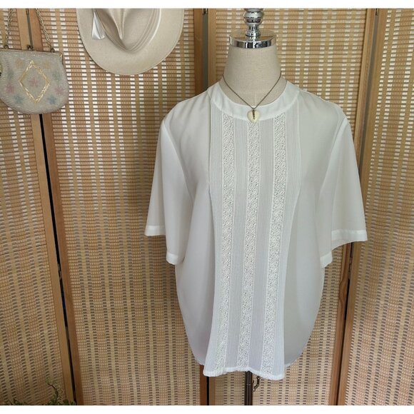 Vintage White Blouse Decorative Lace Trim Short Sleeve Polyester - Picture 1 of 7
